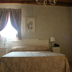 Casa di campagna Relais Mondotella, Pozzolengo